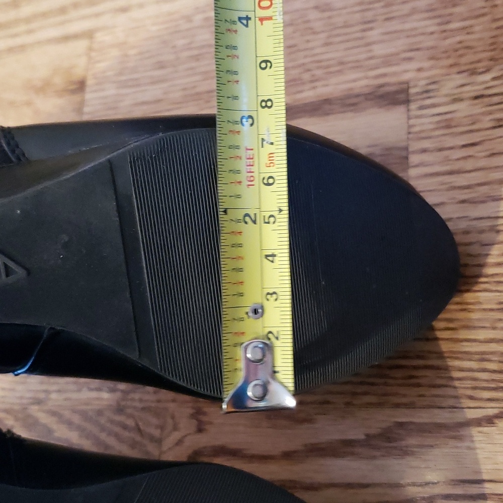 (6) Ardene Wedge Ankle Booties Classic Casual Minimalist Comfort Foam Fancy - Picture 10 of 11